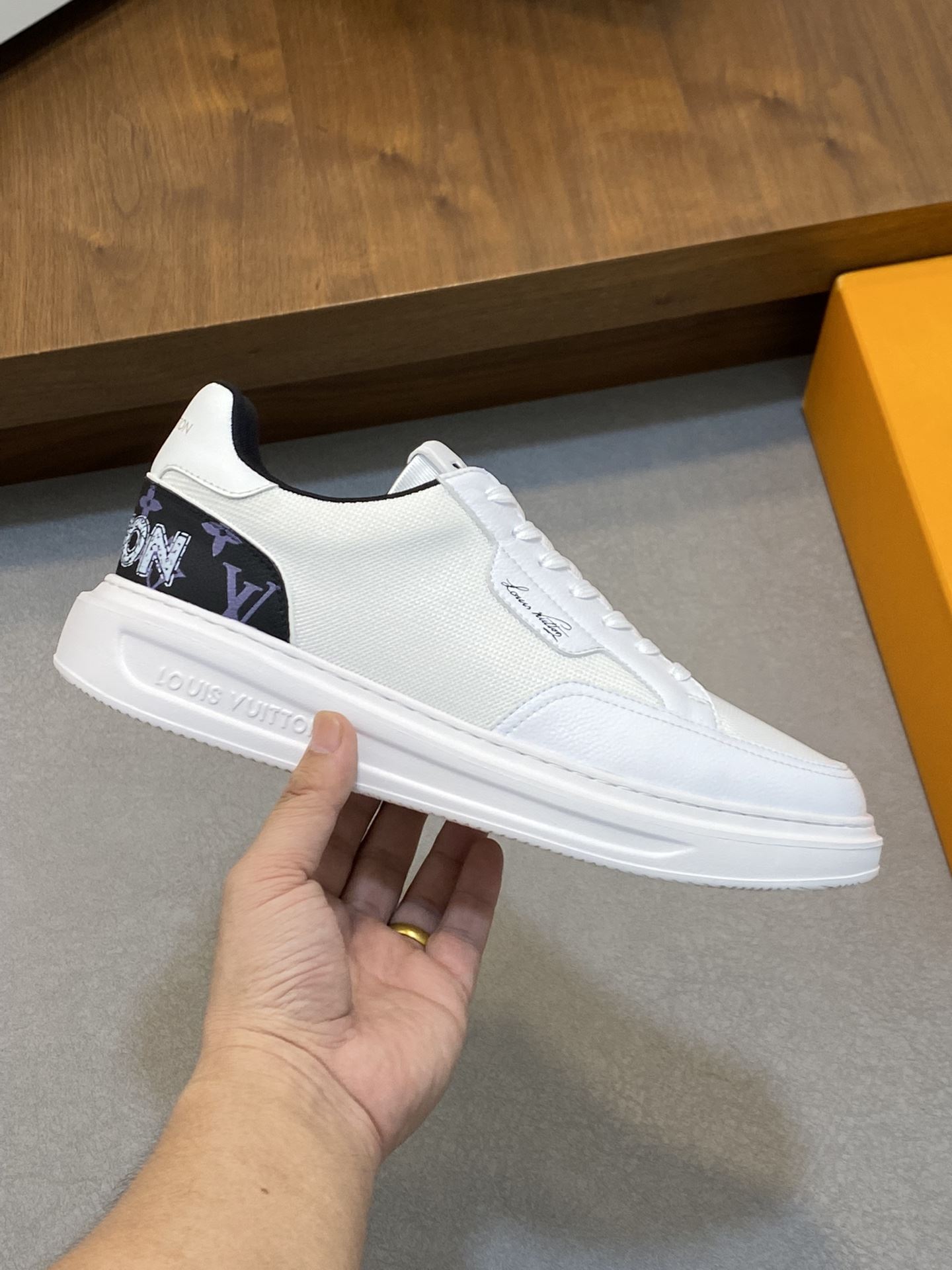 Louis Vuitton Low Shoes